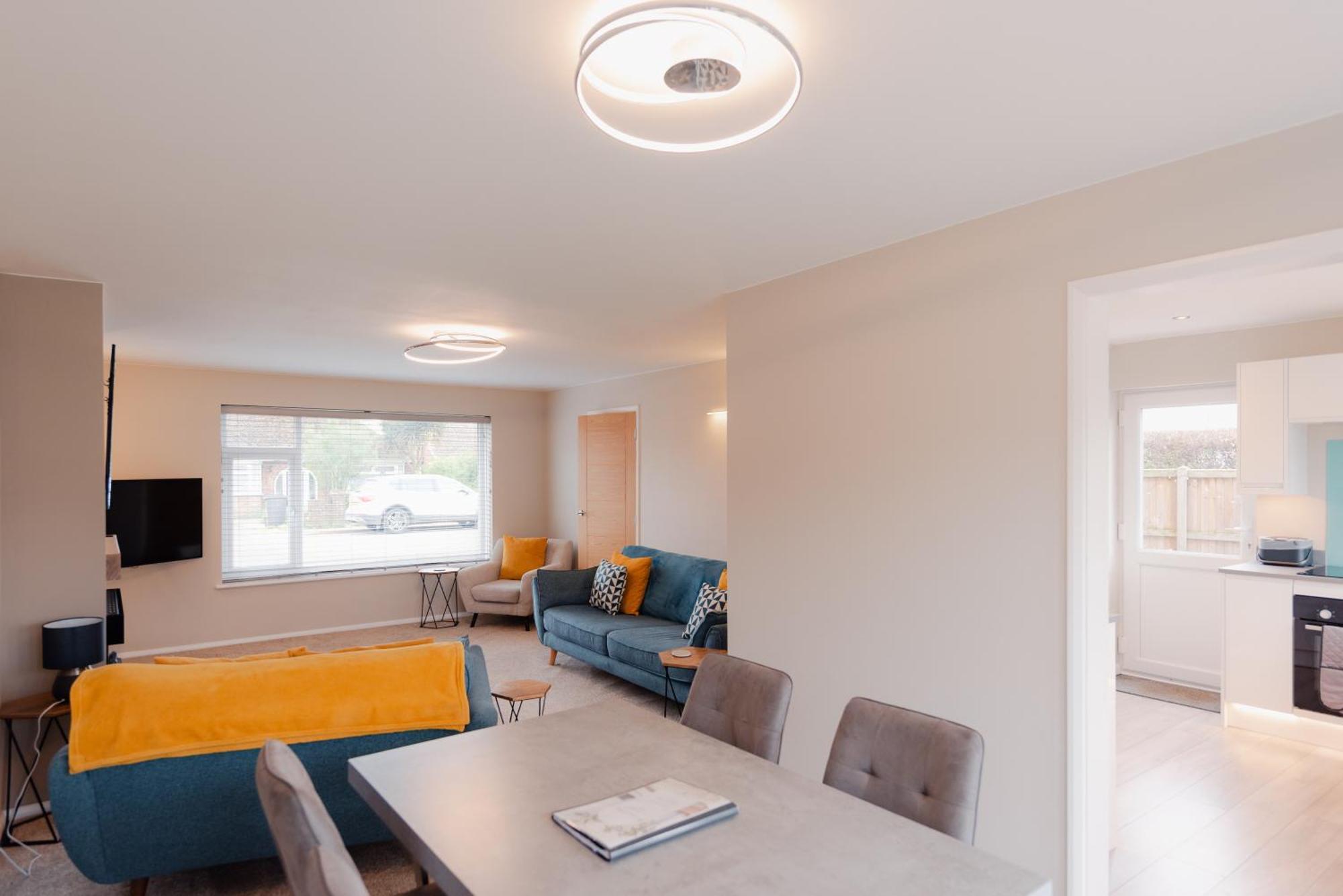 Luxury Recently Renovated 3 Bedroom Home In Sandwich Kent Exterior foto