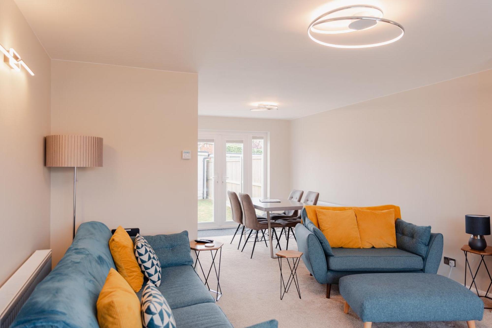 Luxury Recently Renovated 3 Bedroom Home In Sandwich Kent Exterior foto
